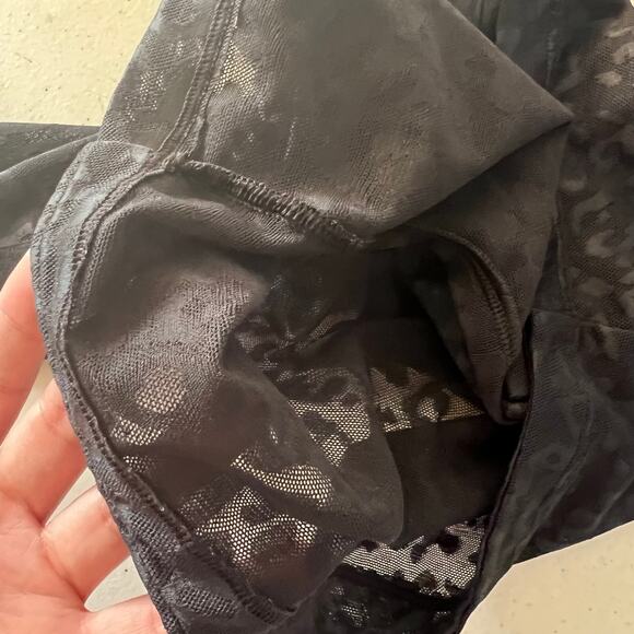 Victoria's Secret Leopard print Black mesh long sleeve Top, zip up Size S - Picture 14 of 16